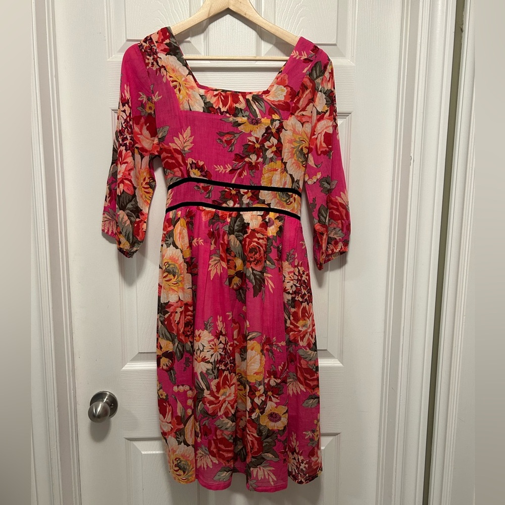 Pretty pink dress, no identifying brand or size. Measurements are in description